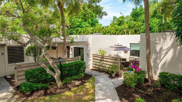 $349,000 | 123 Pinehurst Drive | South Bradenton