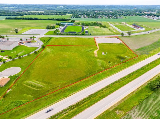 $876,000 | 1001 Commerce Drive West | Belle Plaine