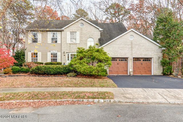 $850,000 | 15 Edie Lane | Howell Township - Monmouth County