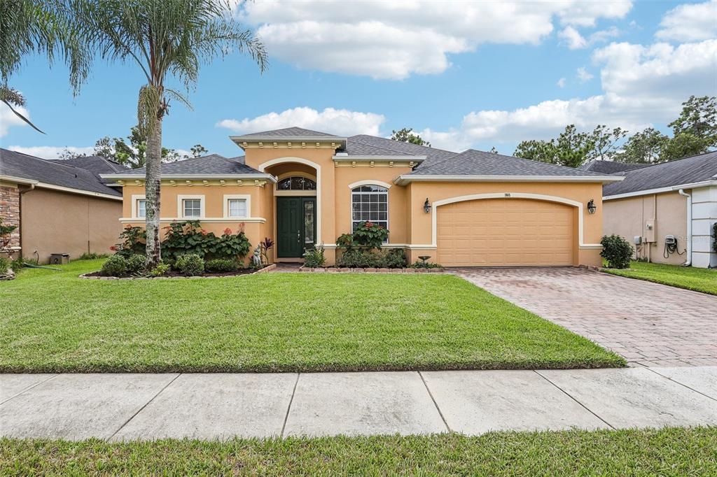 This single story 4BD/2.5BA flexible floor plan in the sought-after Sanctuary community has a NEW ROOF (2023), UPDATED A/C (2019), NEWER APPLIANCES, CONSERVATION VIEWS and is ZONED FOR TOP-RATED SCHOOLS! 