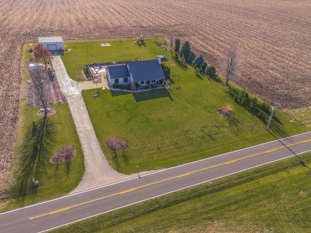 $559,900 | 907 East Ziebarth Road | Normal Township - McLean County