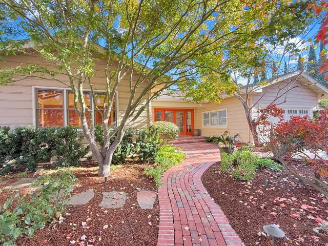 $11,995 | 335 Claremont Way | Menlo Park