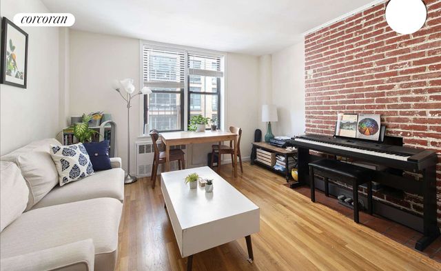 $3,850 | 432 East 11th Street, Unit 2F | East Village