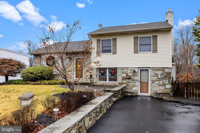 $499,900 | 511 Beaver Road | Upper Southampton Township - Bucks County