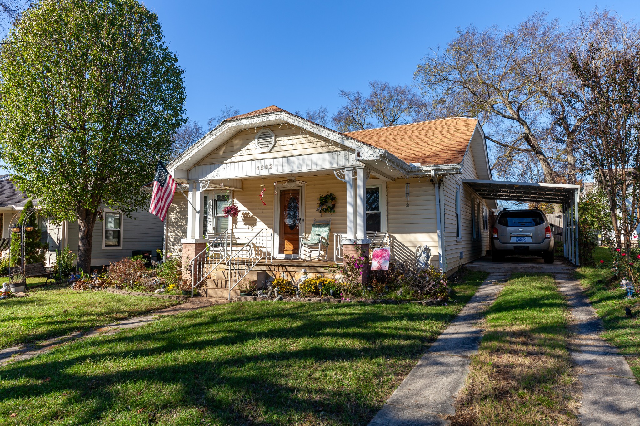 Welcome to 4202 Elkins Avenue in the National Register Historic District "Park & Elkins".