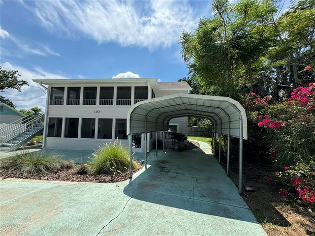 $2,975 | 1357 Lakeshore Drive, Unit 1 | Mount Dora