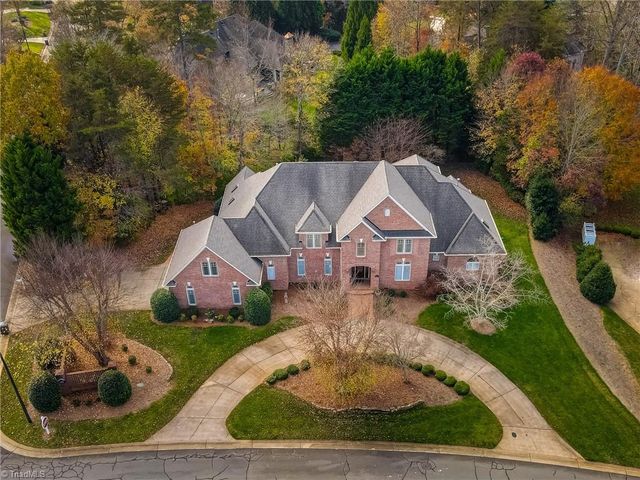 $880,000 | 3960 White Hawk Lane | Greenbrier Farms