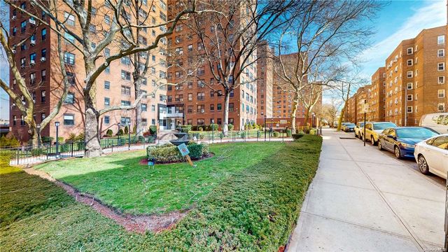 $295,000 | 99-05 63rd Drive, Unit 11R | Rego Park