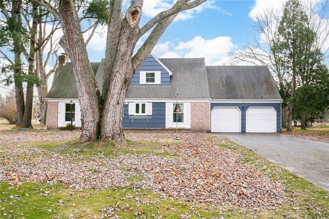 $349,000 | 16 Sturbridge Lane | Pittsford