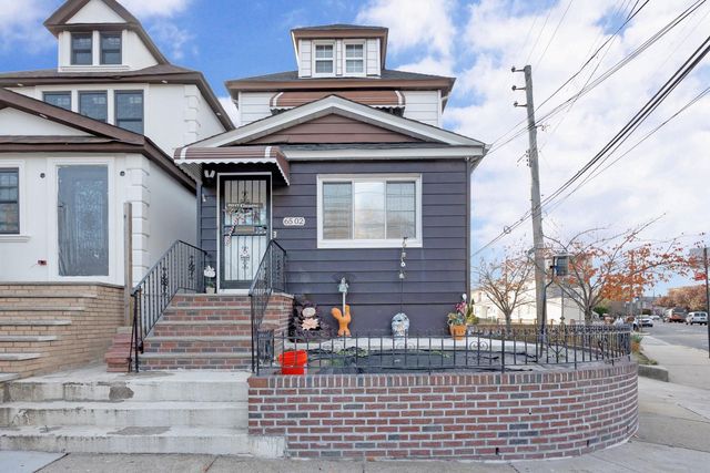 $868,000 | 65-02 80th Street | Middle Village