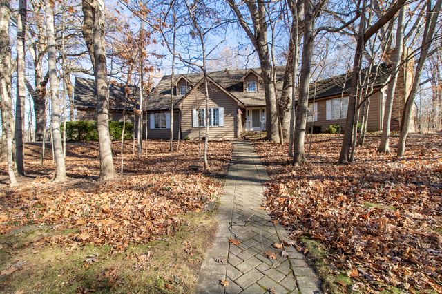 $440,000 | 14 Bent Tree Lane | Money Creek Township - McLean County