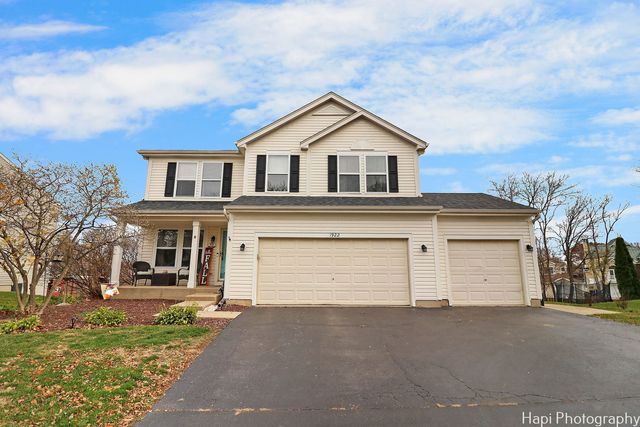 $409,900 | 1922 Hemlock Drive | Riverside Hollow