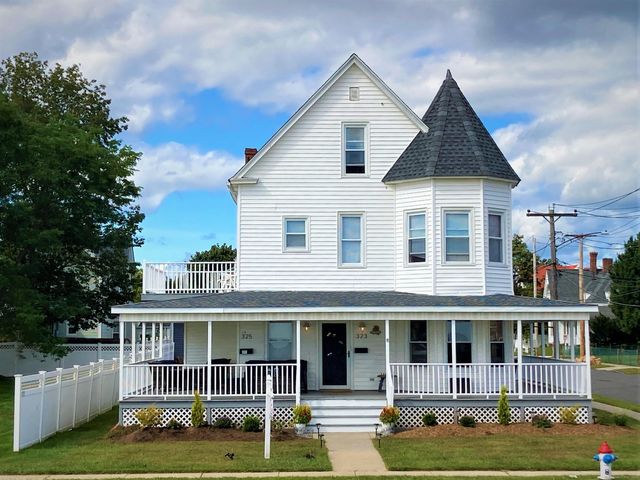 $919,900 | 325 Beach Street | West Haven Center