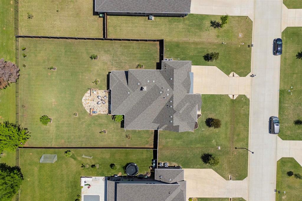 an aerial view of a bathroom