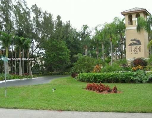 $2,200 | 351 Palm Way, Unit 208 | The Palms of Pembroke Condominium