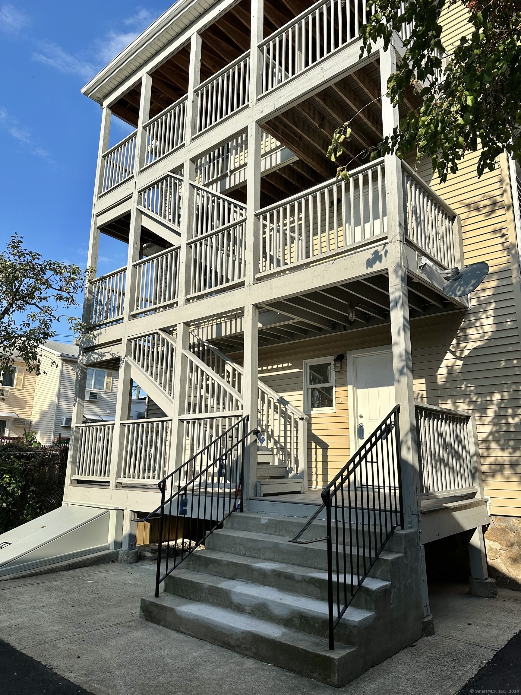 a view of entryway