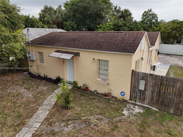 $3,100 | 125 Northwest 4th Avenue | Dania Beach