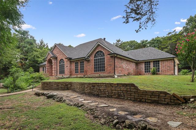 $575,000 | 5523 Pleasant Ridge Road | Southwest Dallas