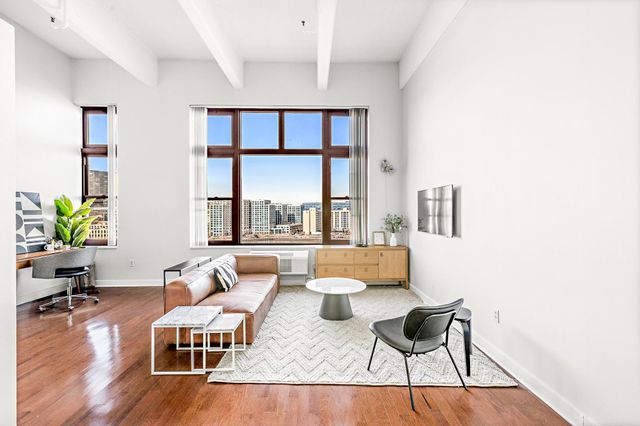 $3,800 | 1500 Washington Street, Unit 8M | Maxwell Place