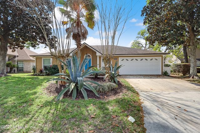 $2,300 | 12202 Safeshelter Drive South | Hidden Hills Country Club