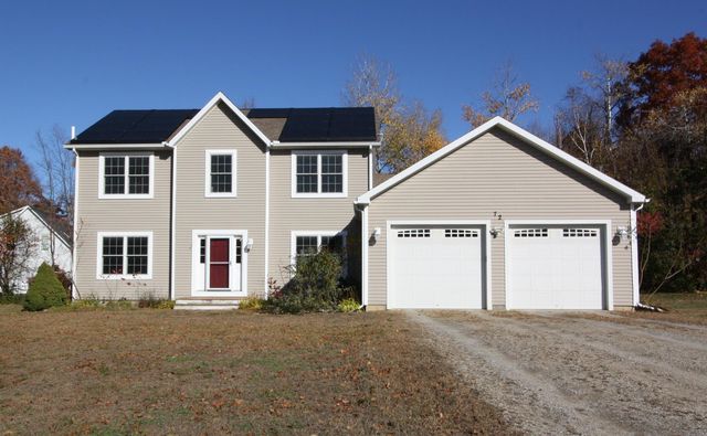 $575,000 | 72 Daisy Lane | Middlebury