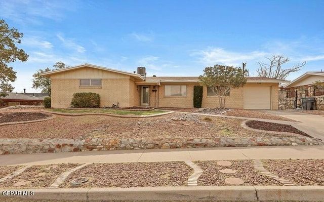 $1,800 | 116 Tobar Way | Sunland Park North