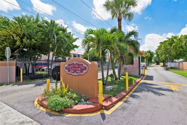 $215,000 | 2194 West 60th Street, Unit 22202 | Hialeah