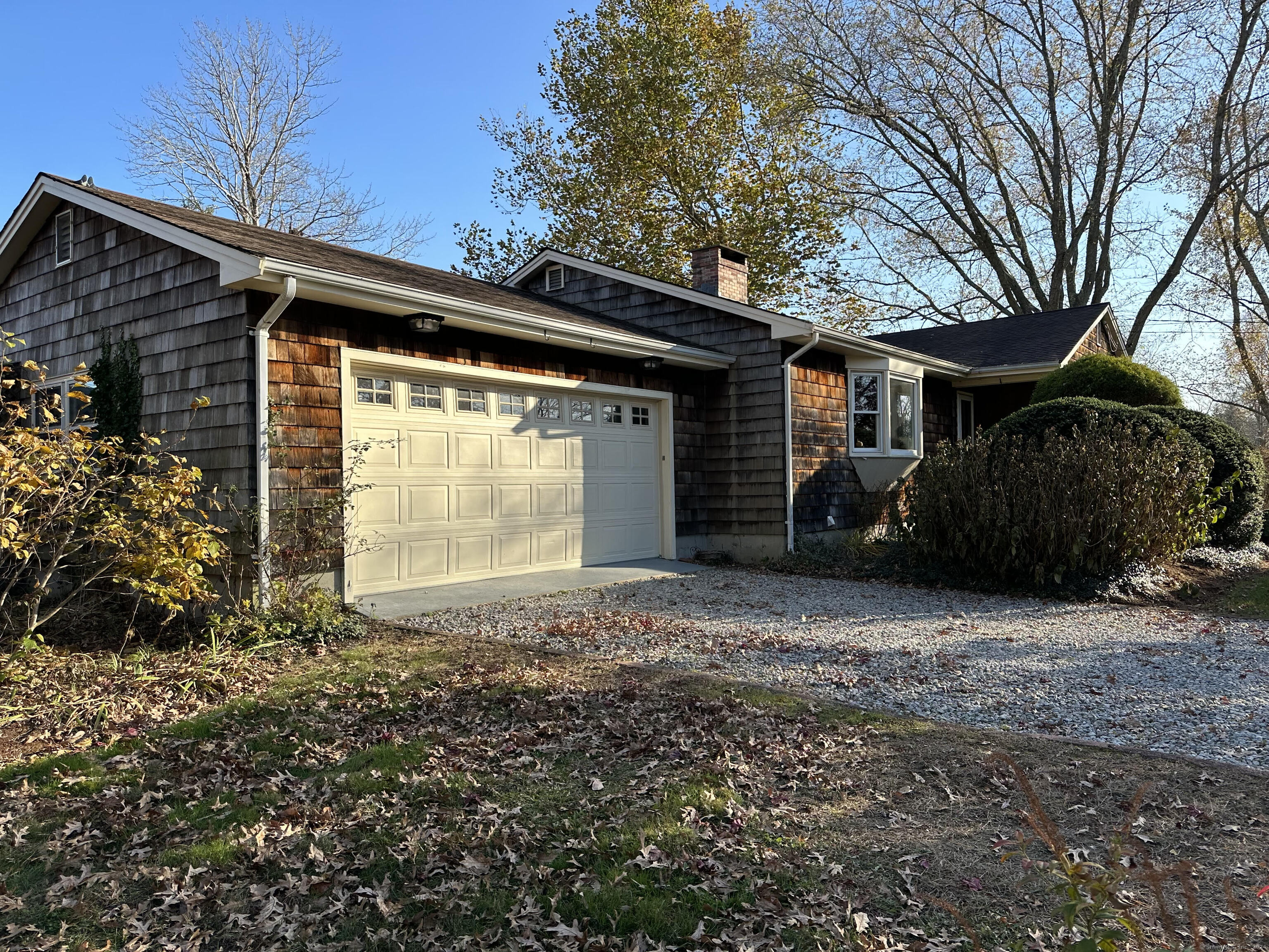 a front view of house with yard