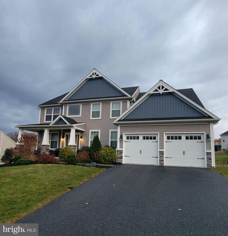 $569,900 | 8 Jana Court | Cumru Township - Berks County