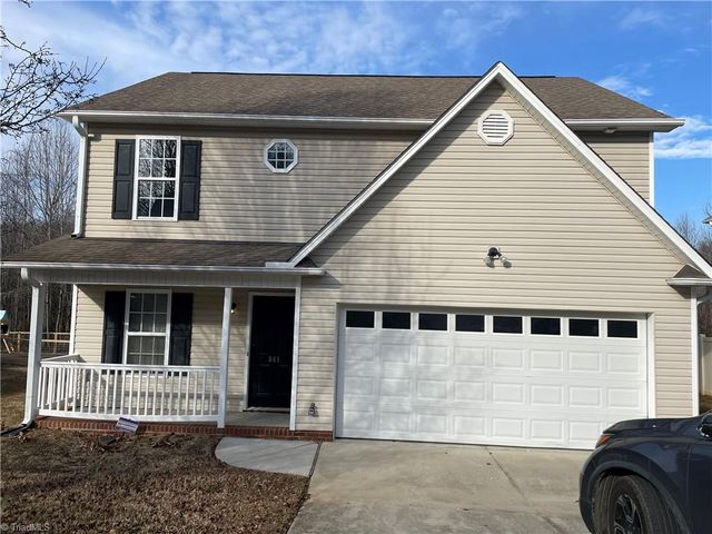 $1,825 | 841 Winterside Lane | South Suburban Winston-Salem