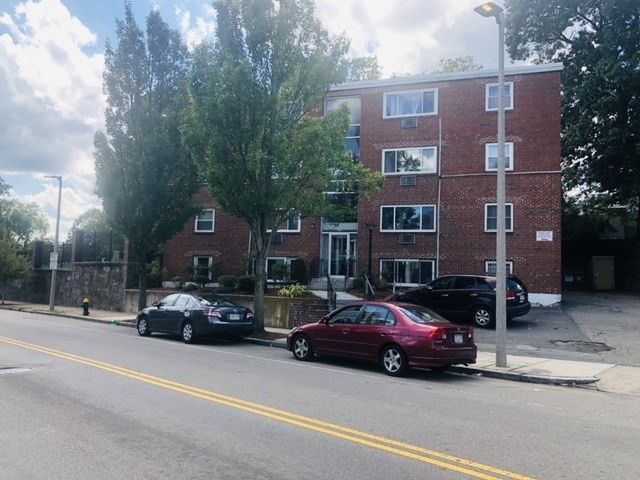 $370,000 | 2089 Dorchester Avenue, Unit 1 | Dorchester