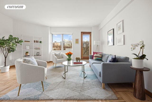 $1,400,000 | 10 Plaza Street East, Unit 7H | Prospect Heights