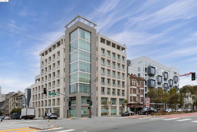 $724,999 | 1868 Van Ness Avenue, Unit 405 | Nob Hill