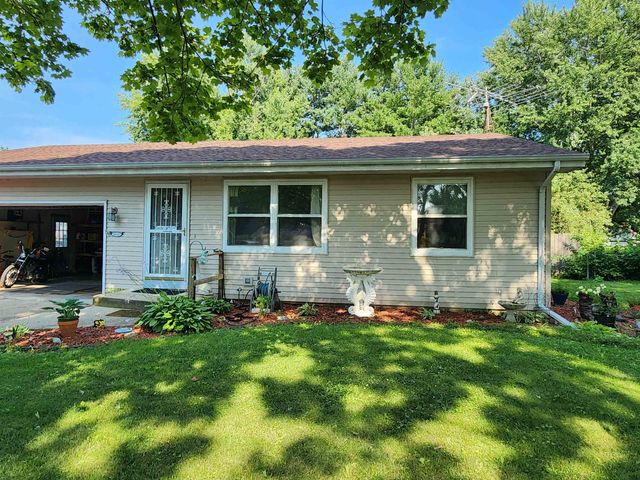 $249,999 | 1419 South Orchard Street | Janesville