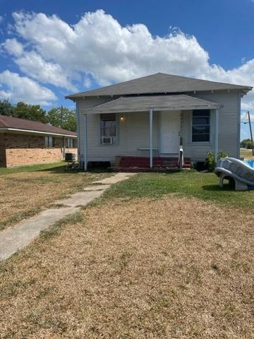 $107,000 | 2 North Avenue C | Freeport