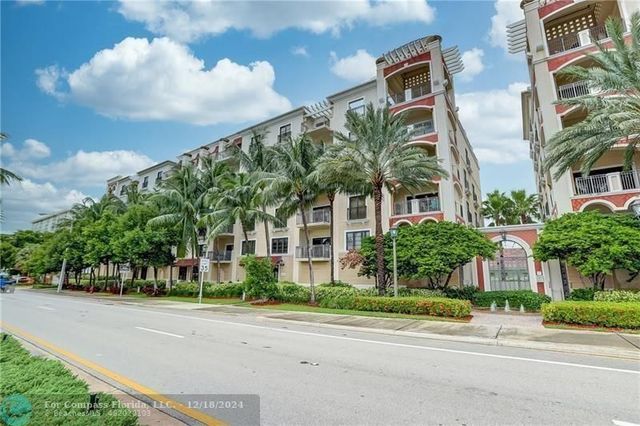 $705,000 | 2409 North Ocean Boulevard, Unit 427 | Lauderdale Beach