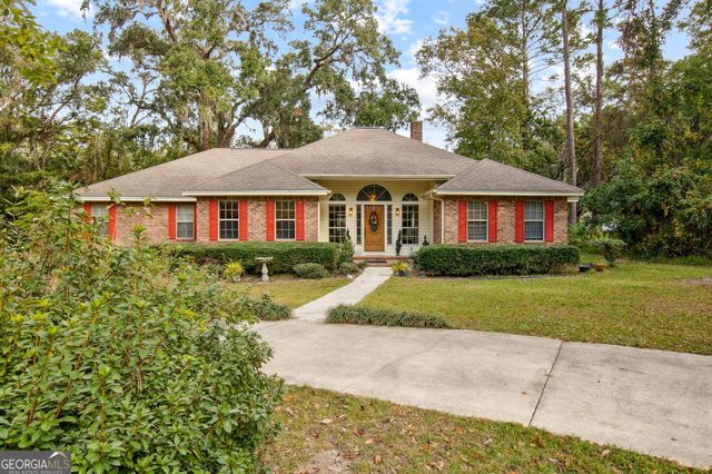 $589,900 | 115 Live Oak Lane