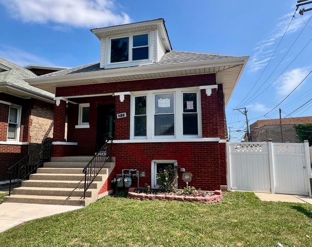 $491,700 | 2533 Ridgeland Avenue | Berwyn