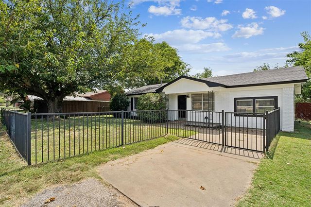 $1,200 | 206 Blundell Street | Ranger