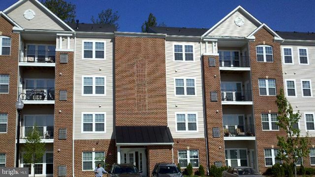 $2,400 | 1620 Hardwick Court, Unit 404 | Severn