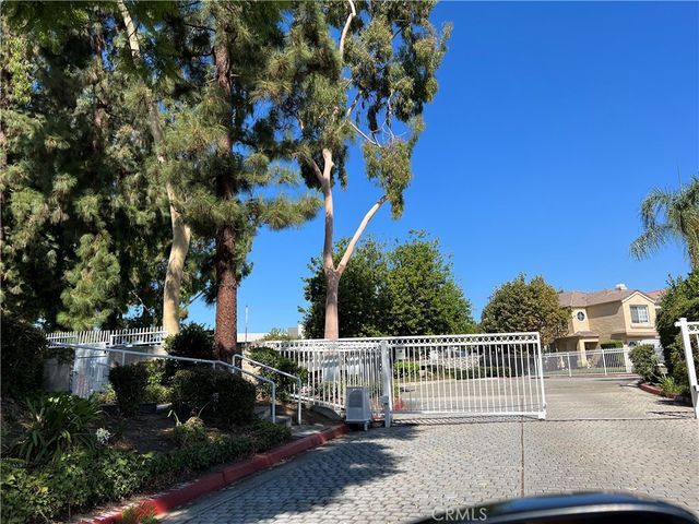 $2,550 | 2410 North Towne Avenue, Unit 53 | Pomona