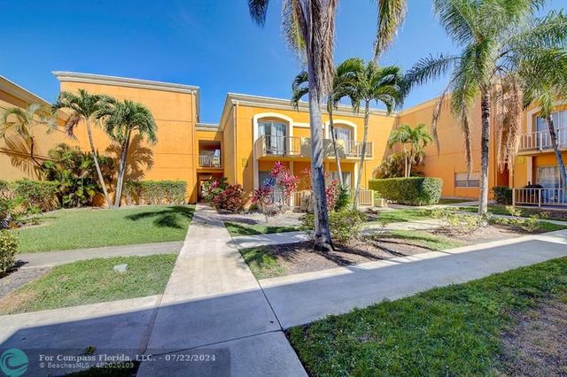 $259,900 | 18111 Northwest 68th Avenue, Unit I210 | Venetian Gardens at Country Club of Miami