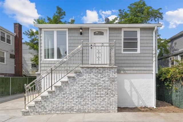 $659,000 | 5 Abbey Court | Gerritsen Beach