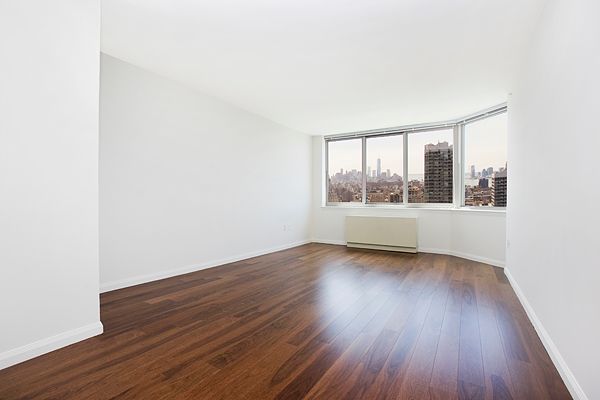 $3,317 | 561 10th Avenue, Unit 30G | Hell's Kitchen