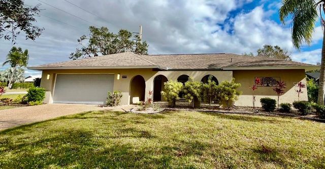 $615,000 | 4409 Eleuthera Court | Bee Ridge