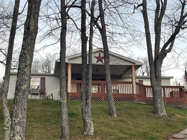 $189,900 | 554 Waynesburg Road | Amwell Township - Washington County