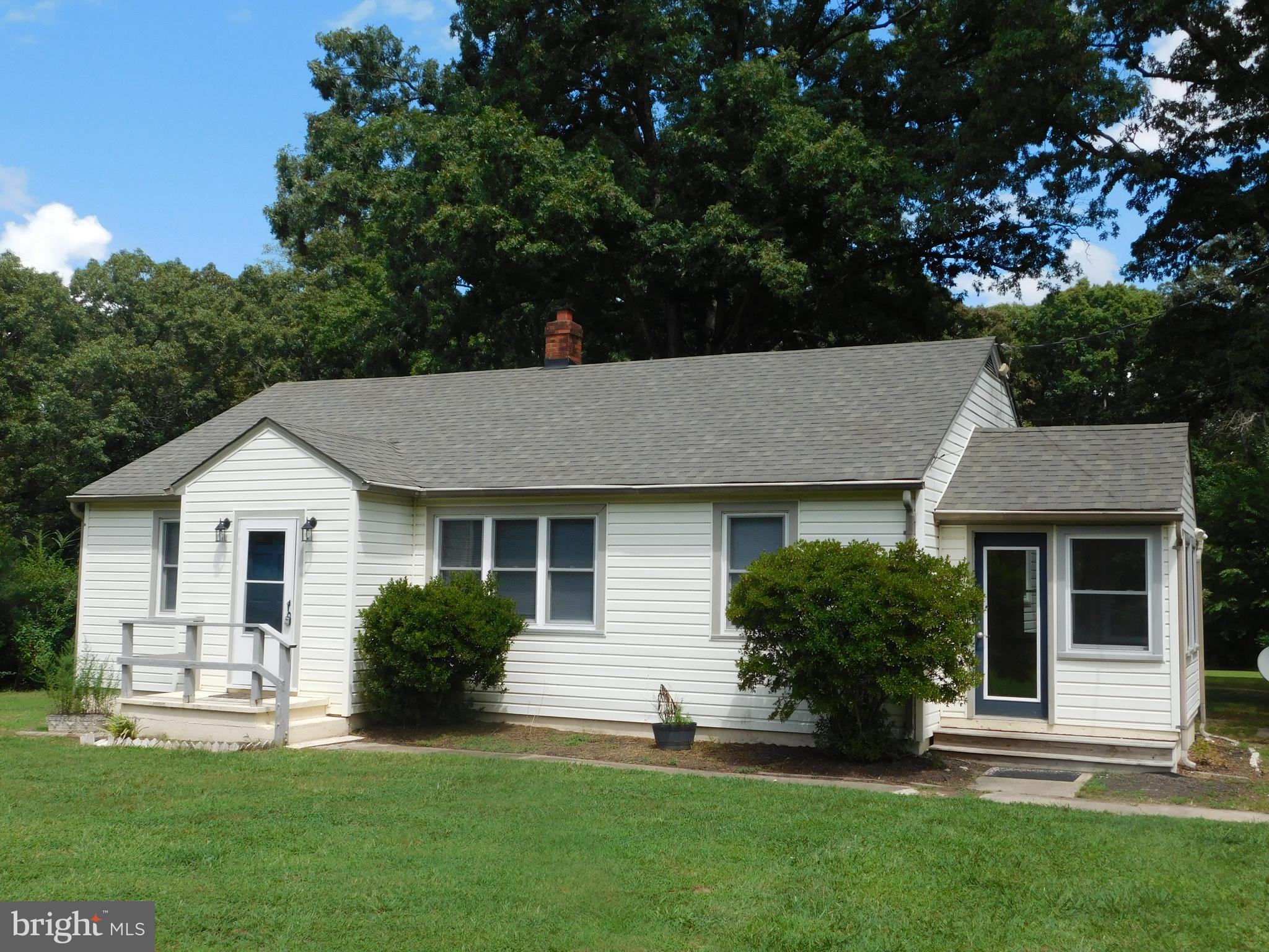 Charming 3-Bdrm, 1-Bath: Fredericksburg, VA