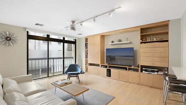 $4,700 | 253 West 73rd Street, Unit 3E | Upper West Side