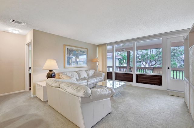 $199,900 | 19807 Boca W Drive, Unit 4042 | Boca West