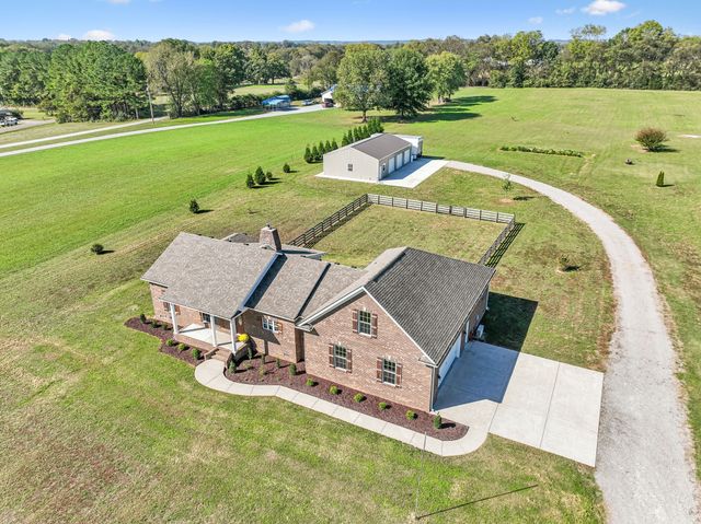 $995,900 | 2214 Zion Road